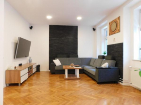 Modern Apartment Hrenova Street
